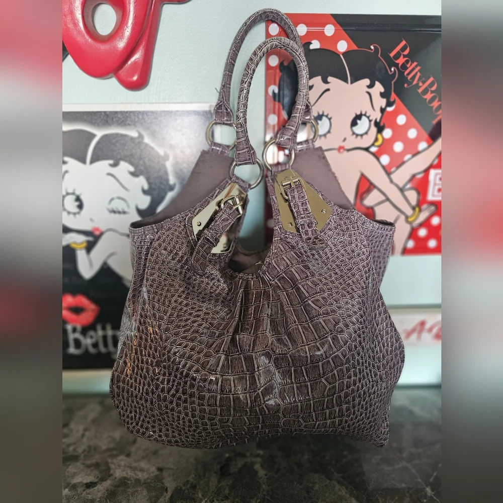 Chateau Elegant Purple Crocodile Pattern Hobo Handbag Large Like New